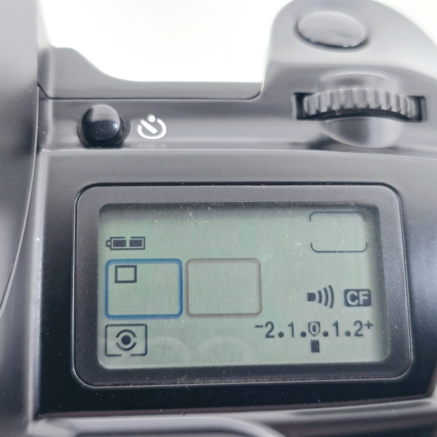 [Pre-owned] Canon EOS 5 QD 35mm Film Camera w/ Vertical Grip VG10 — Near Mint — Japan #5406