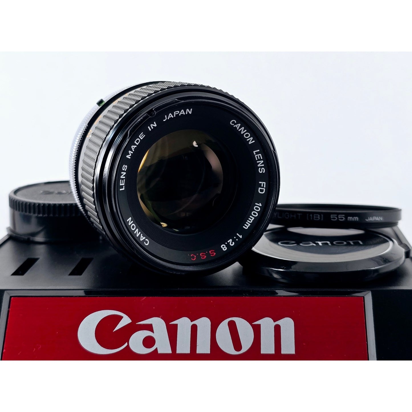 [Pre-owned] Canon FD 100mm F2.8 S.S.C. MF Telephoto Lens — Near MINT — Japan #4836