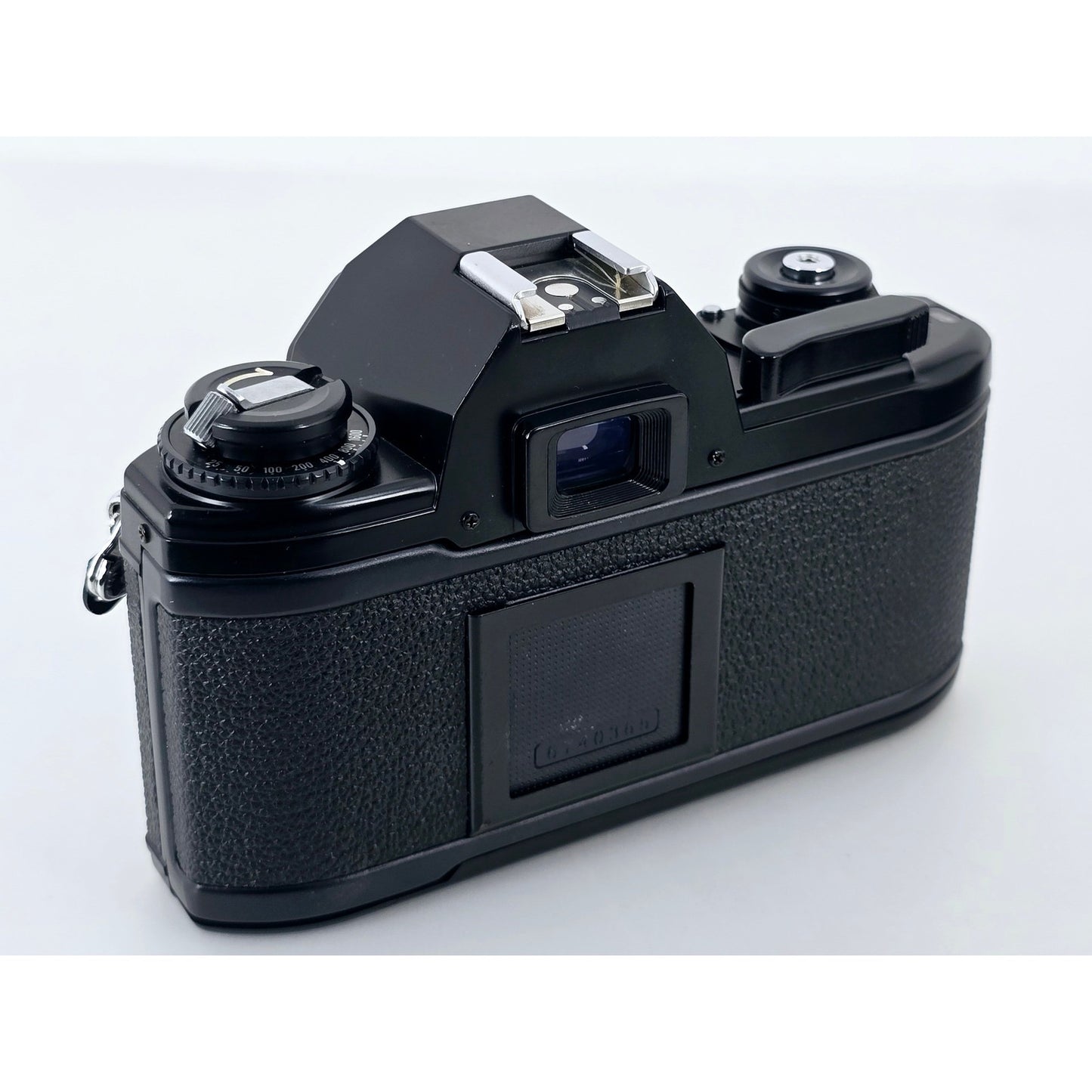 [Pre-owned] Nikon EM SLR 35mm Film Camera Body Only — Near MINT — Japan #5178
