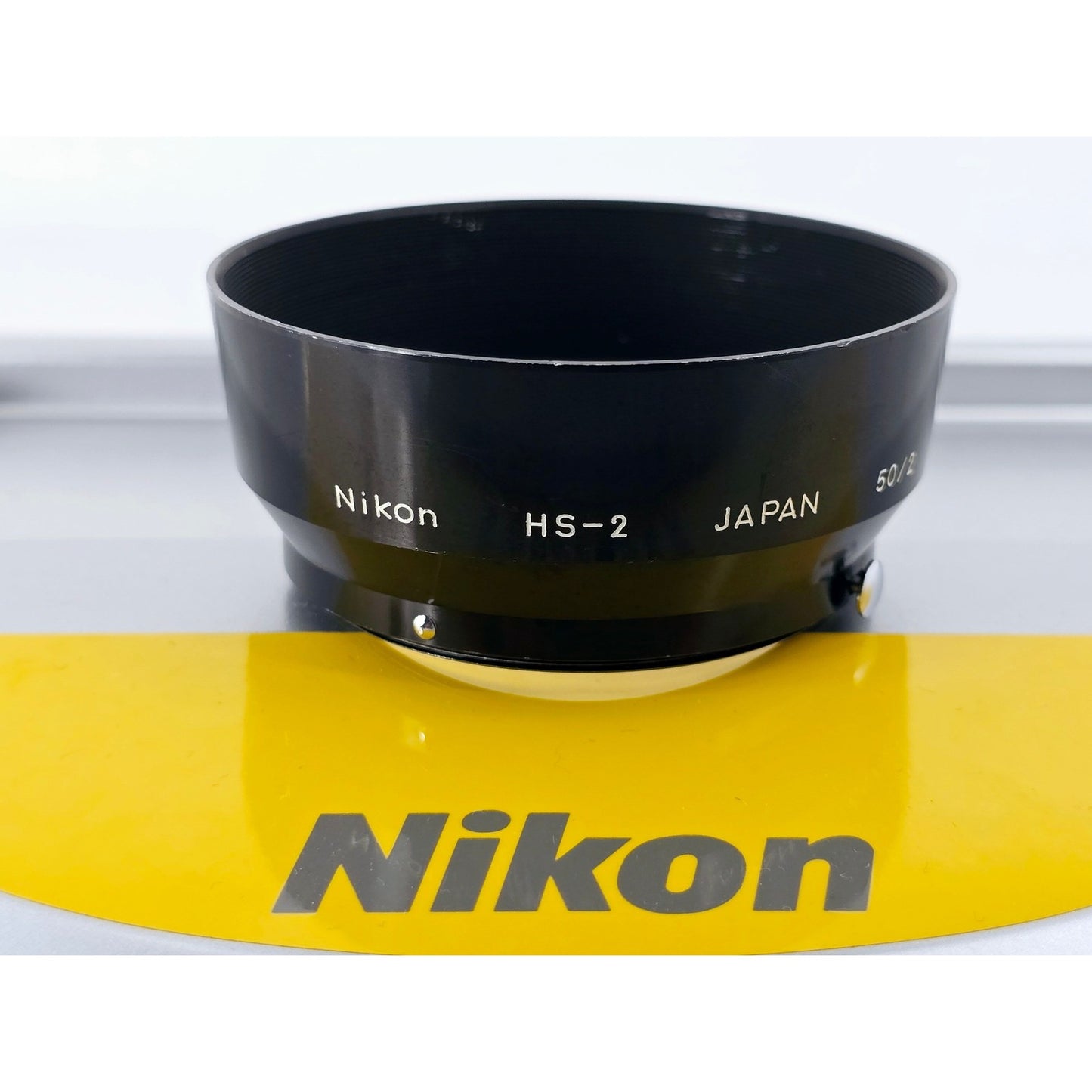 [Pre-owned] Nikon HS-2 Lens Hood for 50/2 85/1.8 105/2.5 55/3.5 — Near MINT — Japan #4418