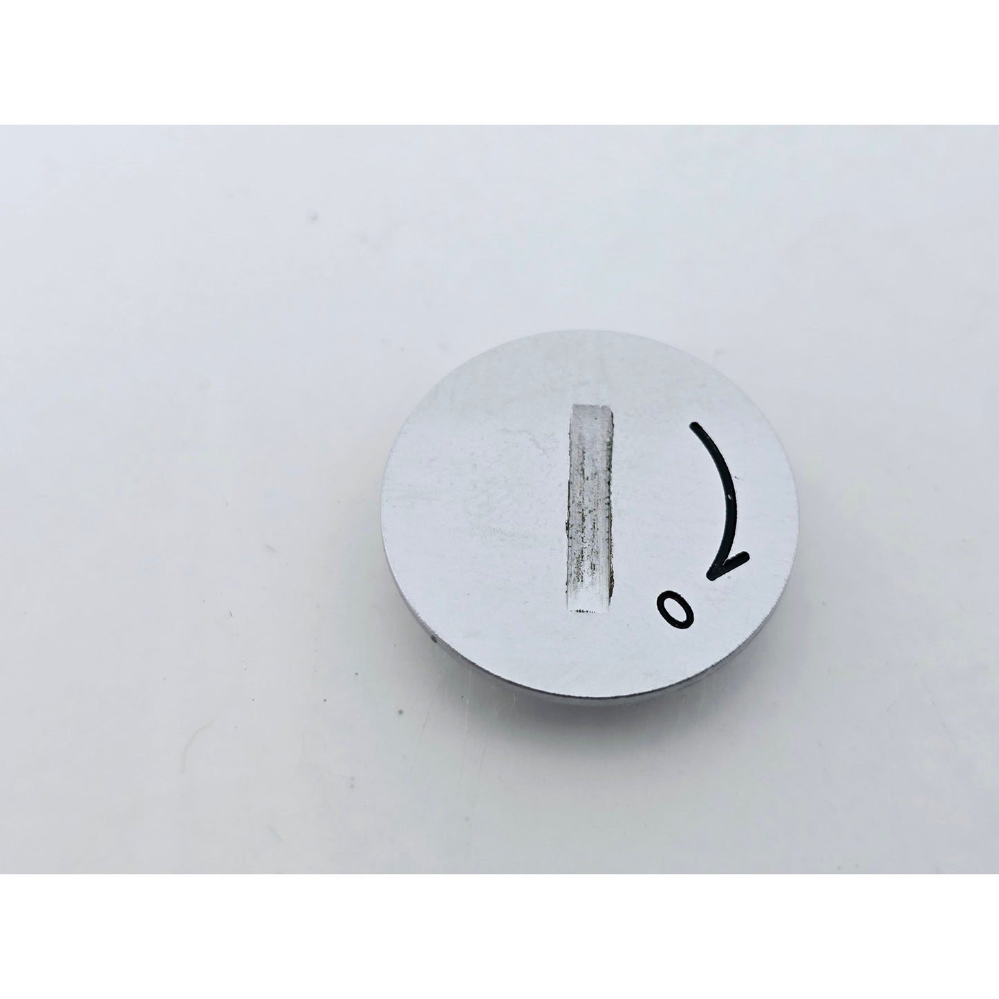 [Pre-owned] Nikon FT2 Silver Battery Cover Cap for Nikomat FT2 — Near MINT — Japan #4747
