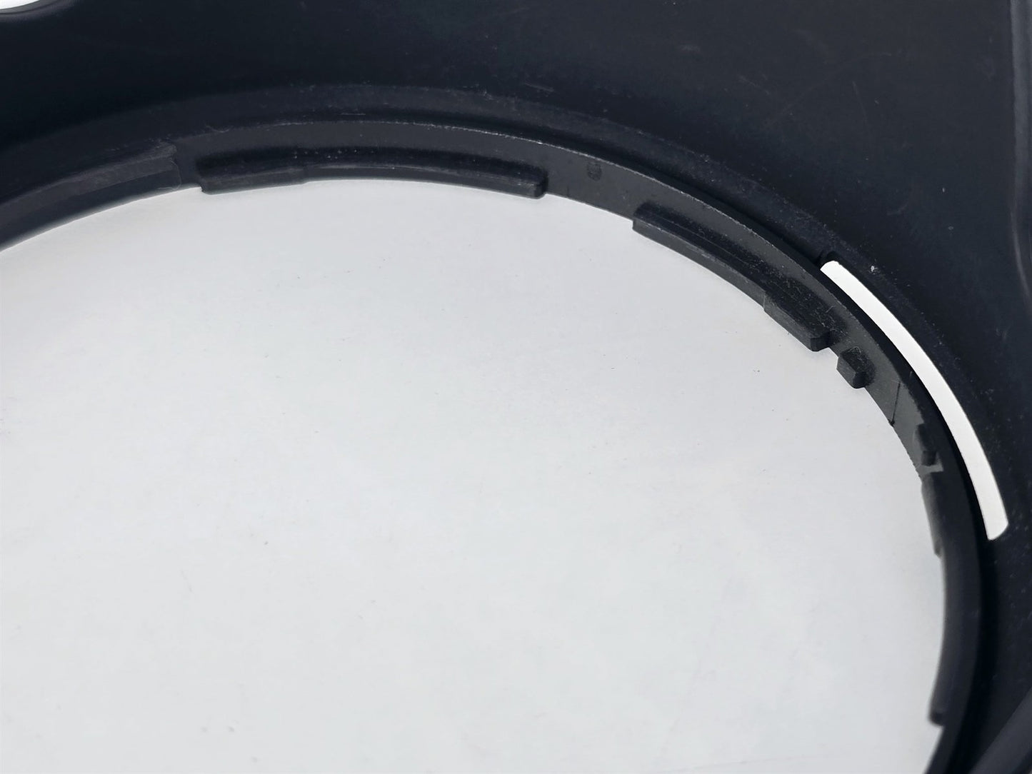 [Pre-owned] Nikon HB-39 Bayonet Lens Hood for 16-85mm / 18-300mm — Near MINT+++ — Japan #5232