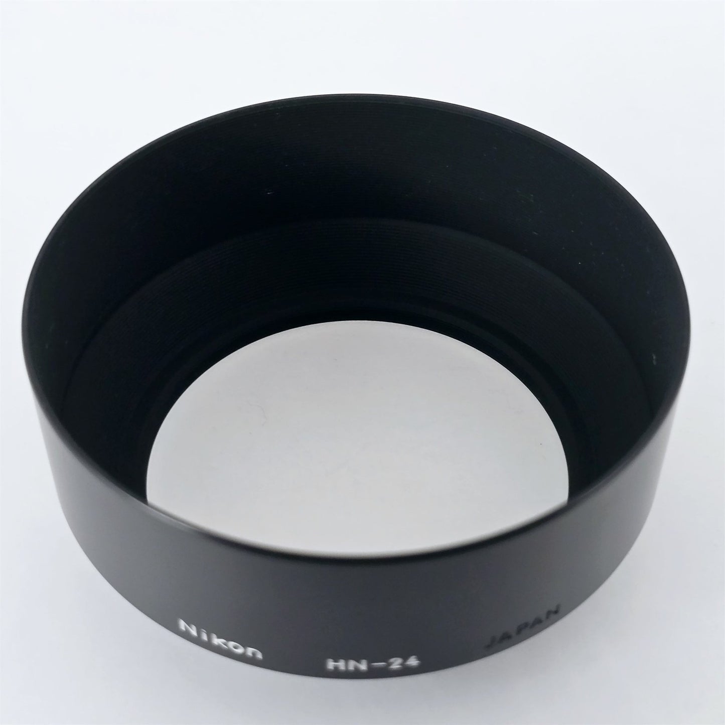 [Pre-owned] Genuine Nikon HN-24 Lens Hood 62mm for 70-210mm f/4 — Mint — Japan #5262