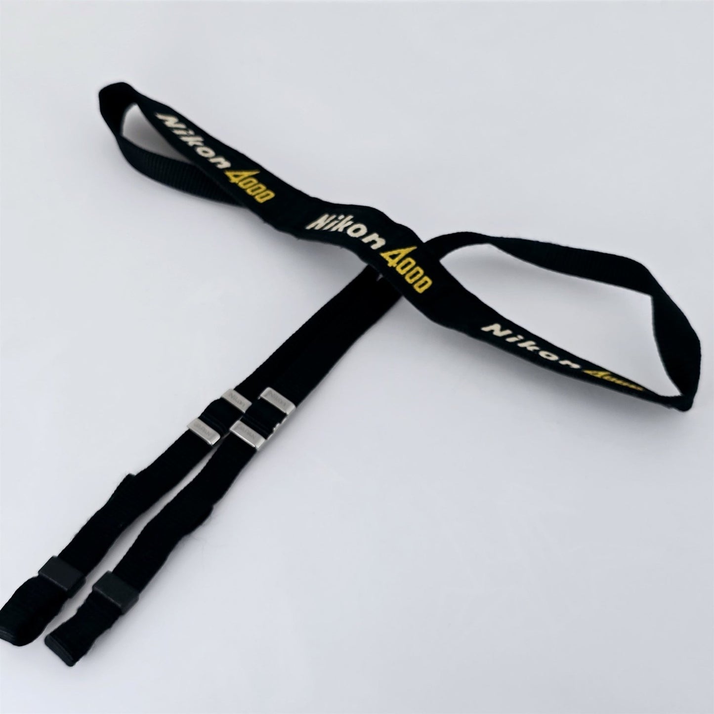 [Pre-owned] Nikon Camera Neck Strap (Model 4000) — Near Mint — Japan #5263