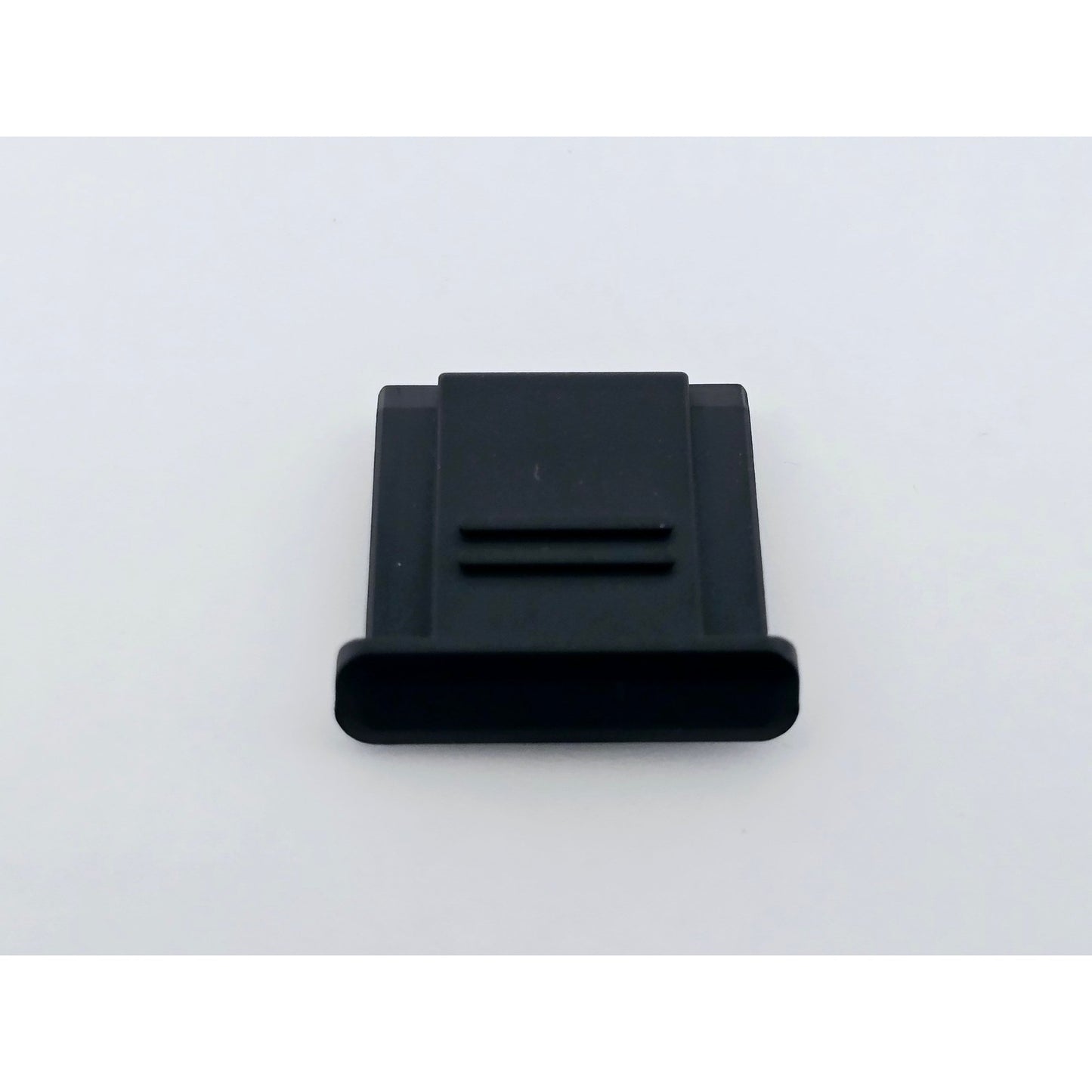 [Pre-owned] Nikon F Mount Body Cap / DK-5 Eyepiece / Plastic Hot Shoe Cover Set — Unused — Japan #4963