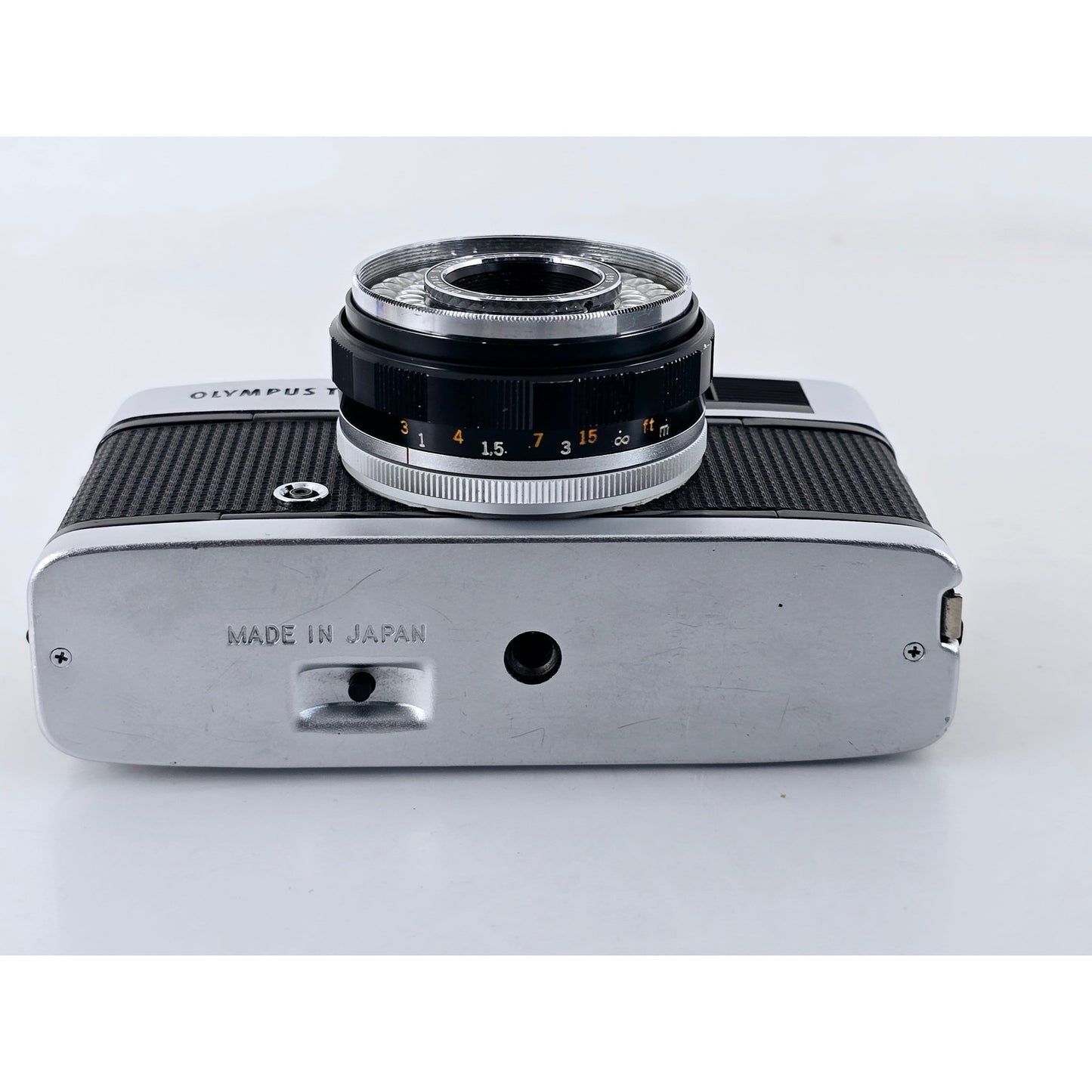 [Pre-owned] Olympus Trip 35 Point & Shoot 35mm Film Camera — Near MINT — Japan #3179