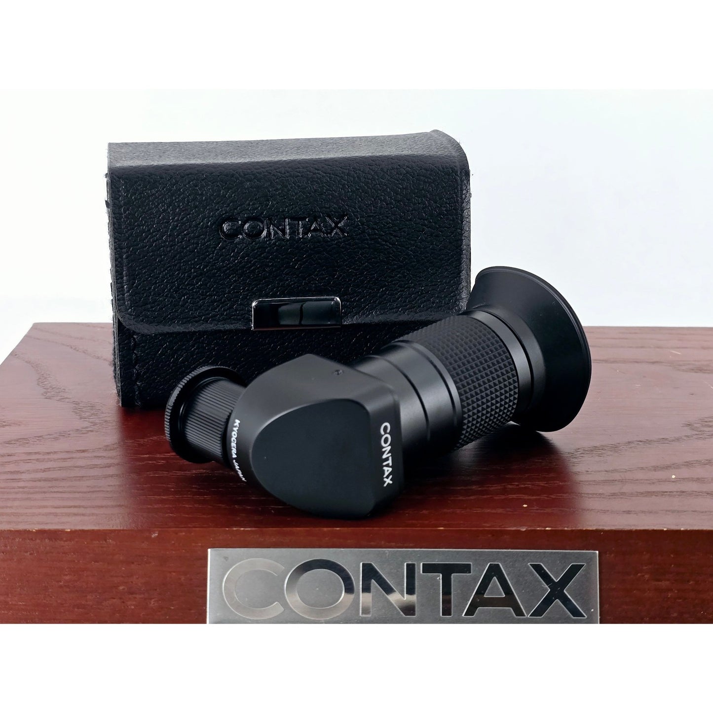 [Pre-owned] Contax Kyocera Right Angle Finder for RTS II III 139 Aria — MINT — Japan #4917