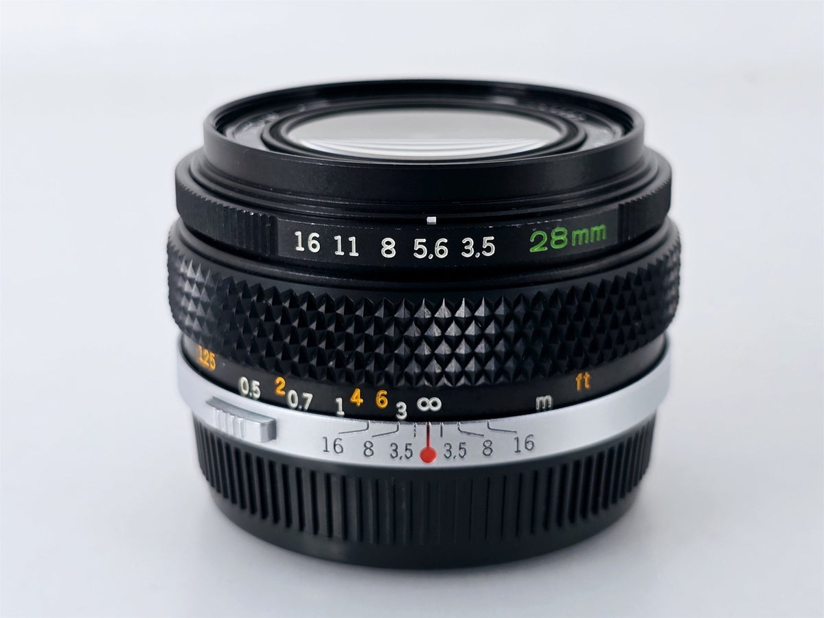 [Pre-owned] Olympus OM System G.Zuiko Auto-W 28mm F3.5 MF Lens — Near Mint+++ — Japan #4063