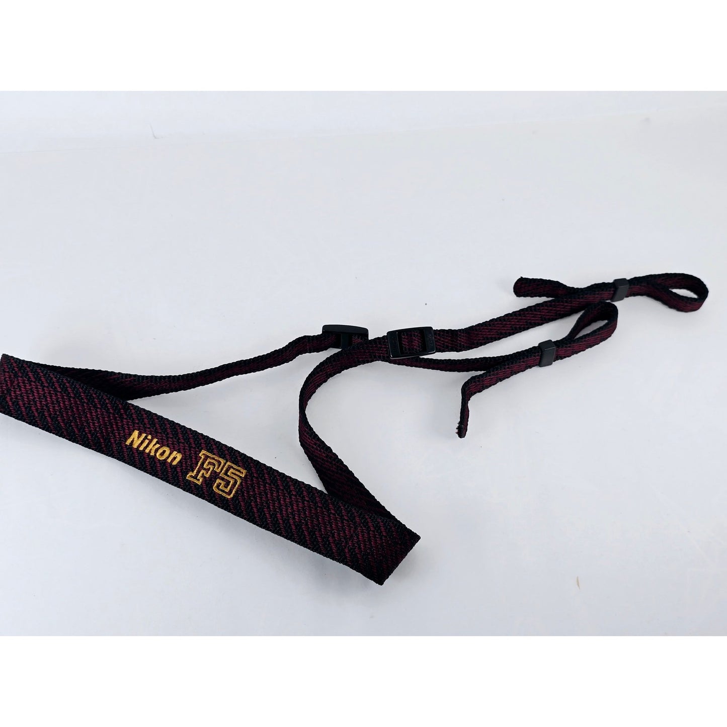 [Pre-owned] Nikon F5 AN-14 Genuine Camera Neck Strap 1.1in (2.8cm) — MINT — Japan #3010