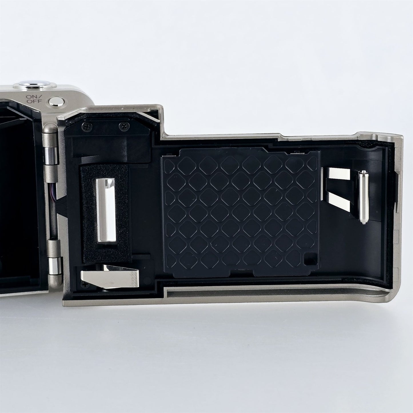 [Pre-owned] Minolta Freedom Zoom 125 Date 35mm Point & Shoot Film Camera — Near Mint — Japan #5394
