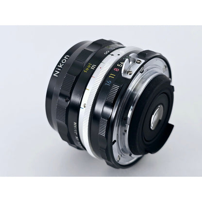 [Pre-owned] Nikon Non-Ai Nikkor-H Auto 28mm F3.5 Wide Angle MF Lens — Near MINT — Japan #4819