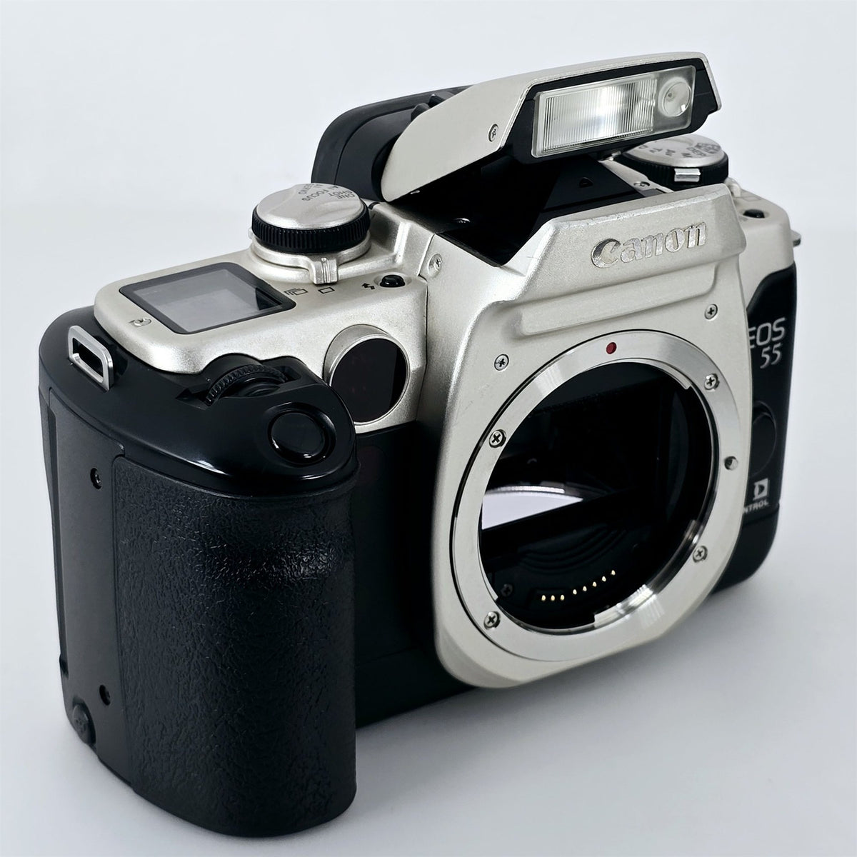 [Pre-owned] Canon EOS 55 (Elan II) 35mm SLR Film Camera Body — Near Mint+++ — Japan #5732