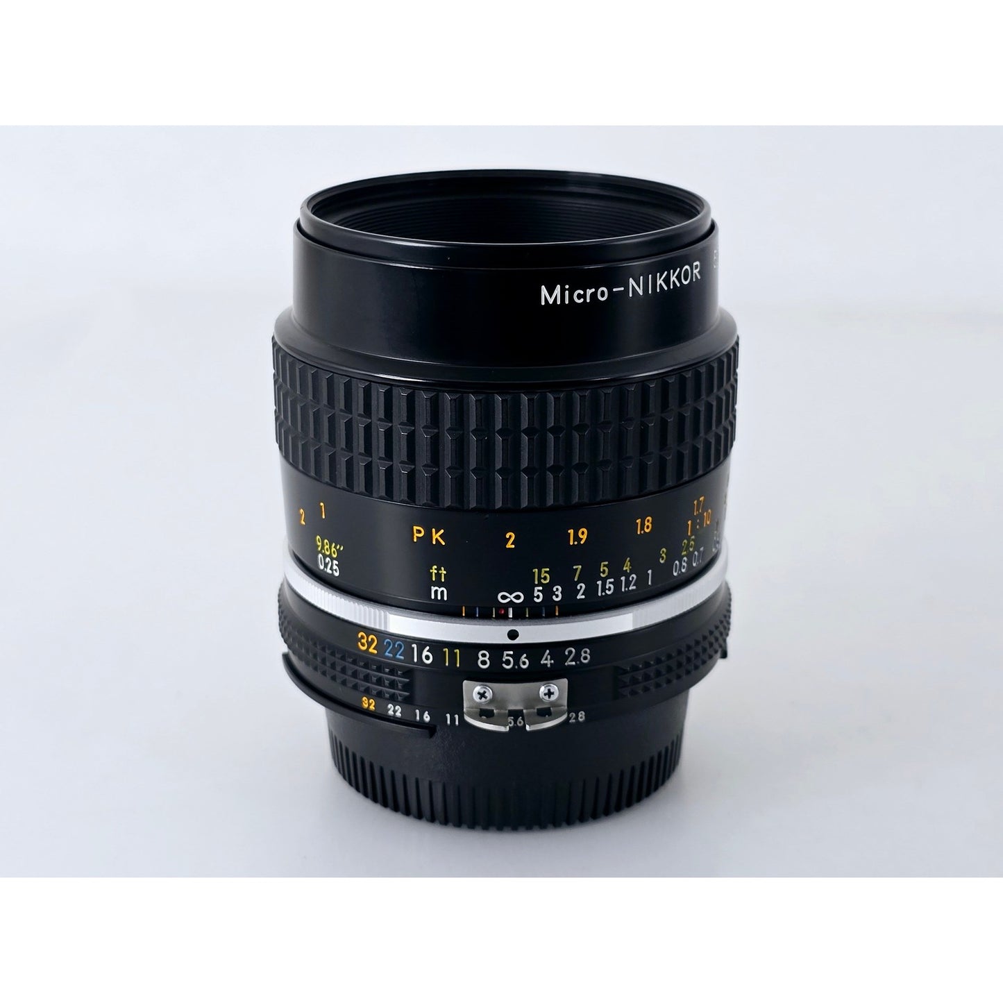 [Pre-owned] Nikon Ai-s Micro Nikkor 55mm F2.8 MF Lens — Near MINT — Japan #4376
