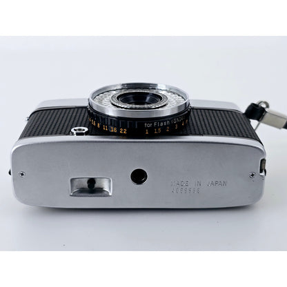 [Pre-owned] Olympus Pen EE-3 Half Frame 35mm Film Camera — Near MINT+++ — Japan #4354