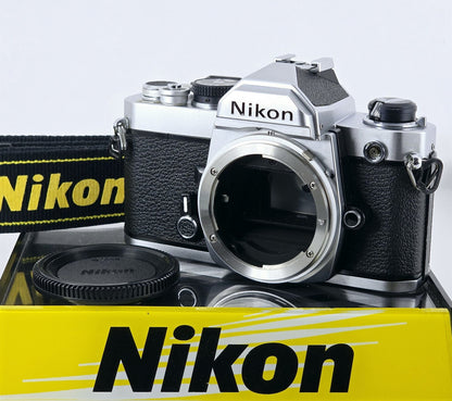 [Pre-owned] Nikon FM SLR 35mm Film Camera Body Only — Near Mint+++ — Japan #5655