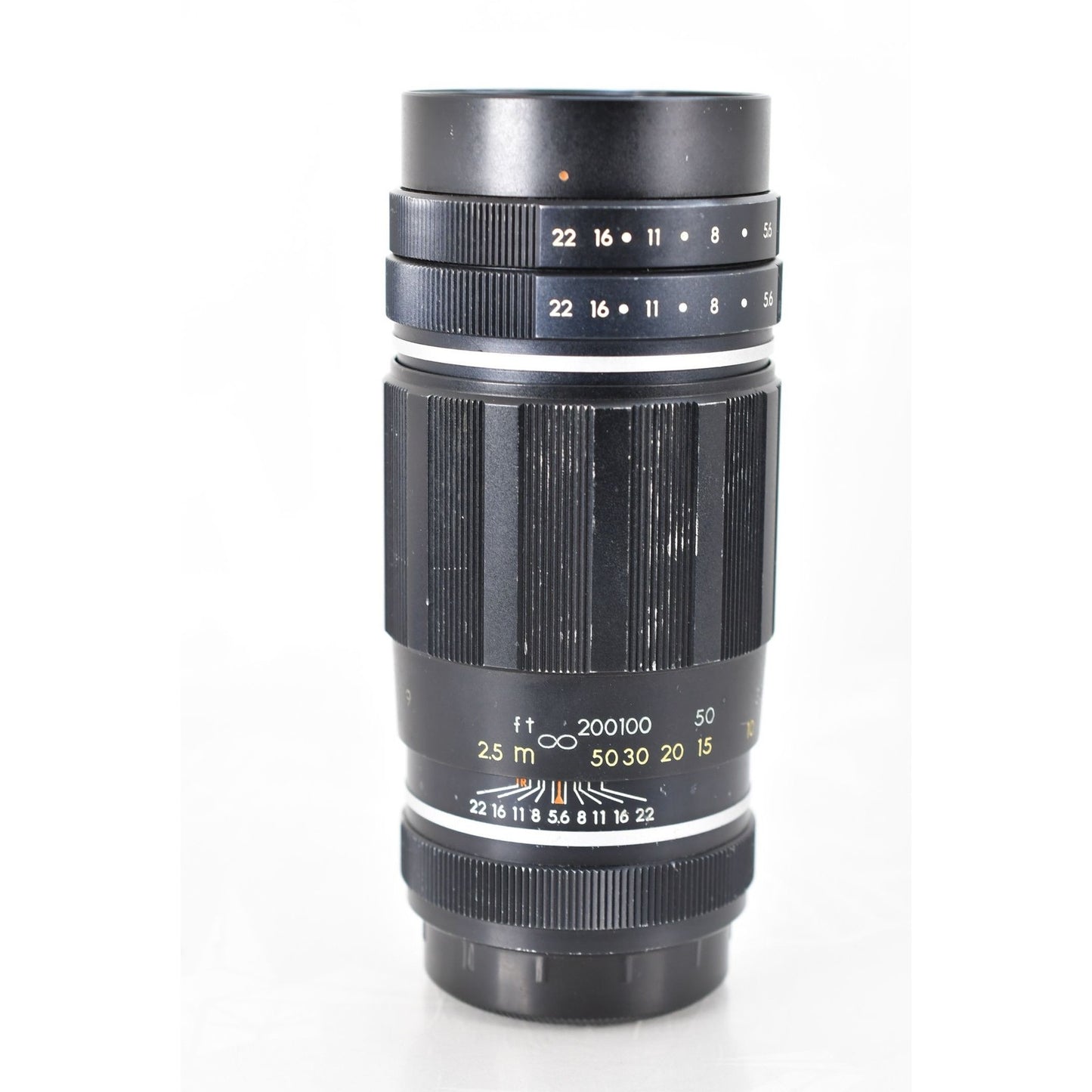 [Pre-owned] Pentax Tele-Takumar 200mm F5.6 MF Telephoto Lens M42 — Near MINT — Japan #2254