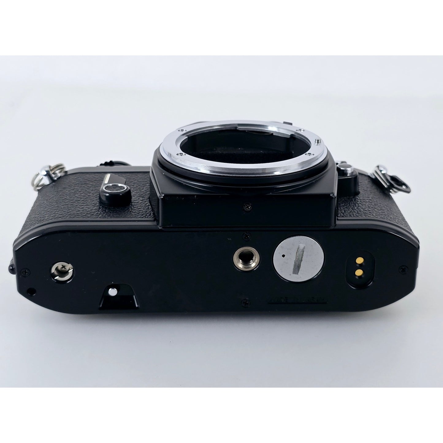 [Pre-owned] Nikon EM SLR 35mm Film Camera Body Only — Near MINT — Japan #5178