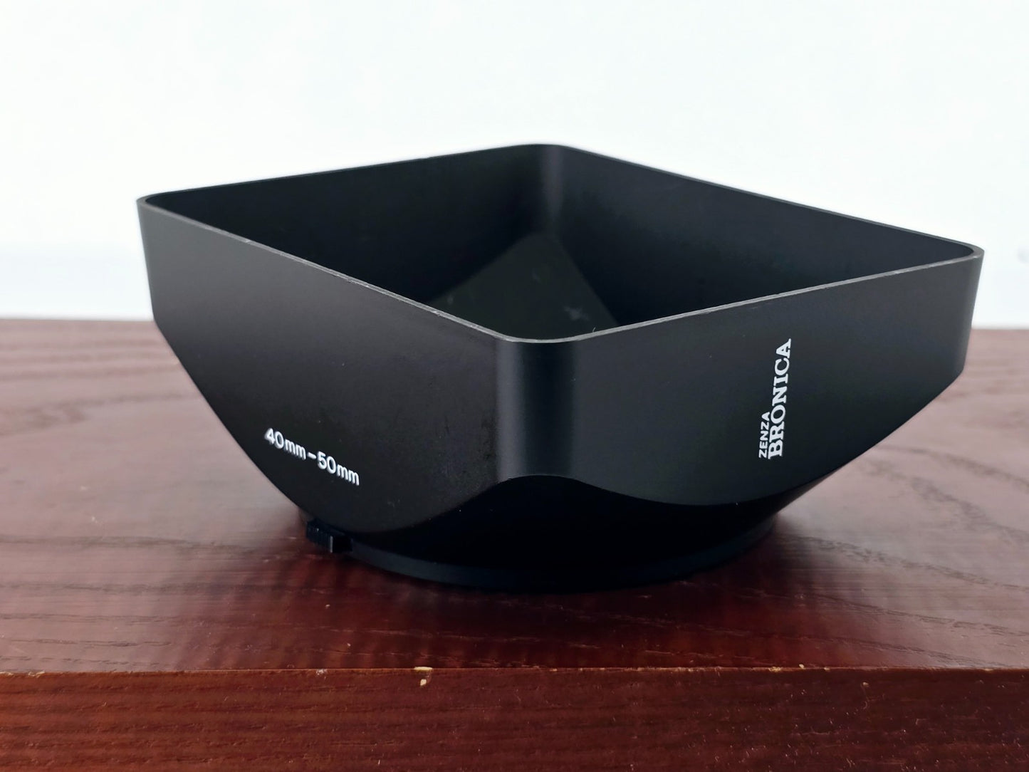 [Pre-owned] Bronica 645 Lens Hood for 40-50mm Lenses (Medium Format) — Mint — Japan #5051