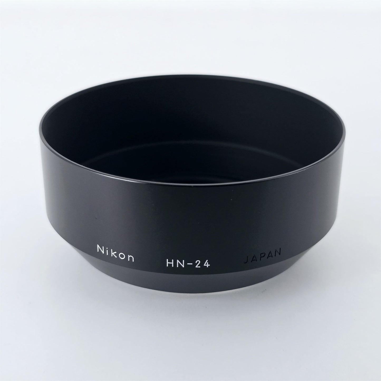 [Pre-owned] Nikon HN-24 Metal Screw-in Lens Hood 62mm for AF 70-210mm — Top Mint — Japan #5370
