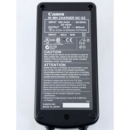 [Pre-owned] Genuine Canon Ni-MH Charger NC-E2 — Near MINT — Japan #4205