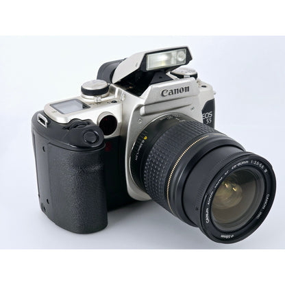 [Pre-owned] Canon EOS 55 35mm Film Camera with EF 28-80mm F3.5-5.6 IV Lens — Near MINT — Japan #4142