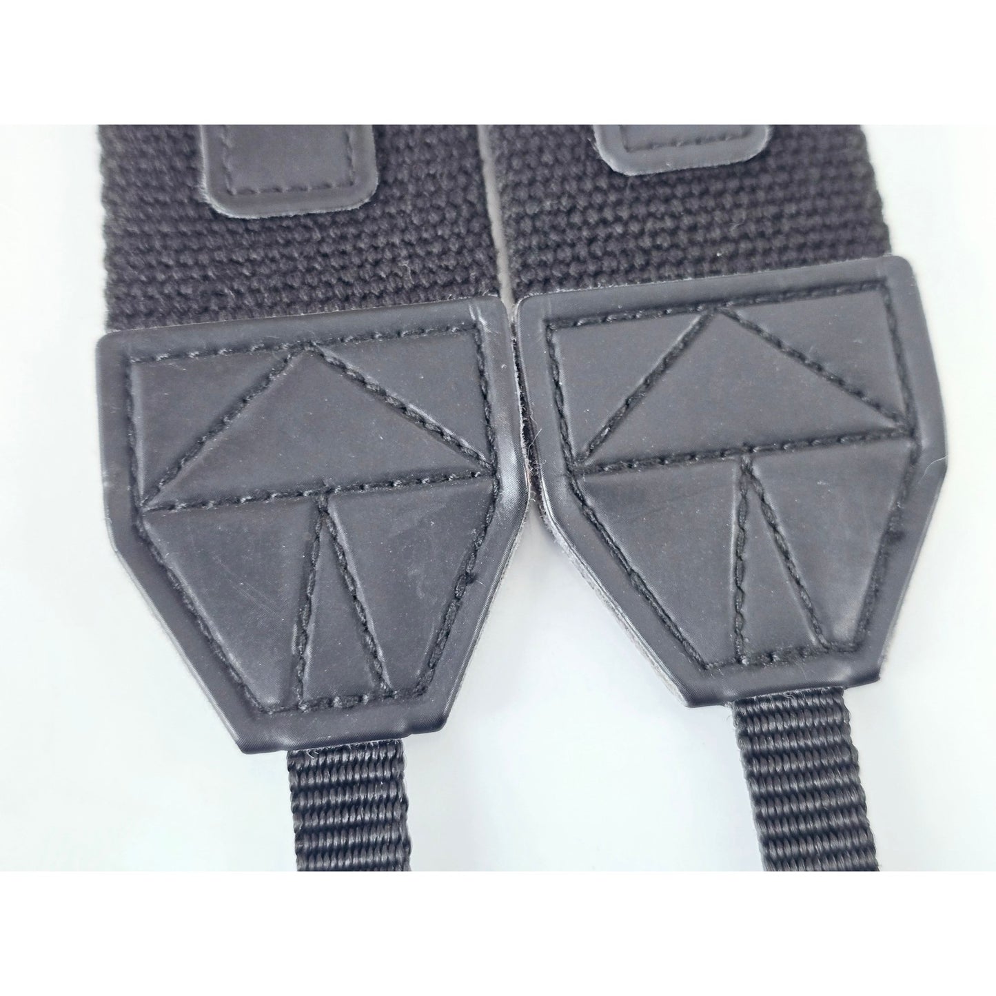 [Pre-owned] Nikon Genuine Camera Neck Strap Black 1.5in (3.8cm) — Near MINT — Japan #3015