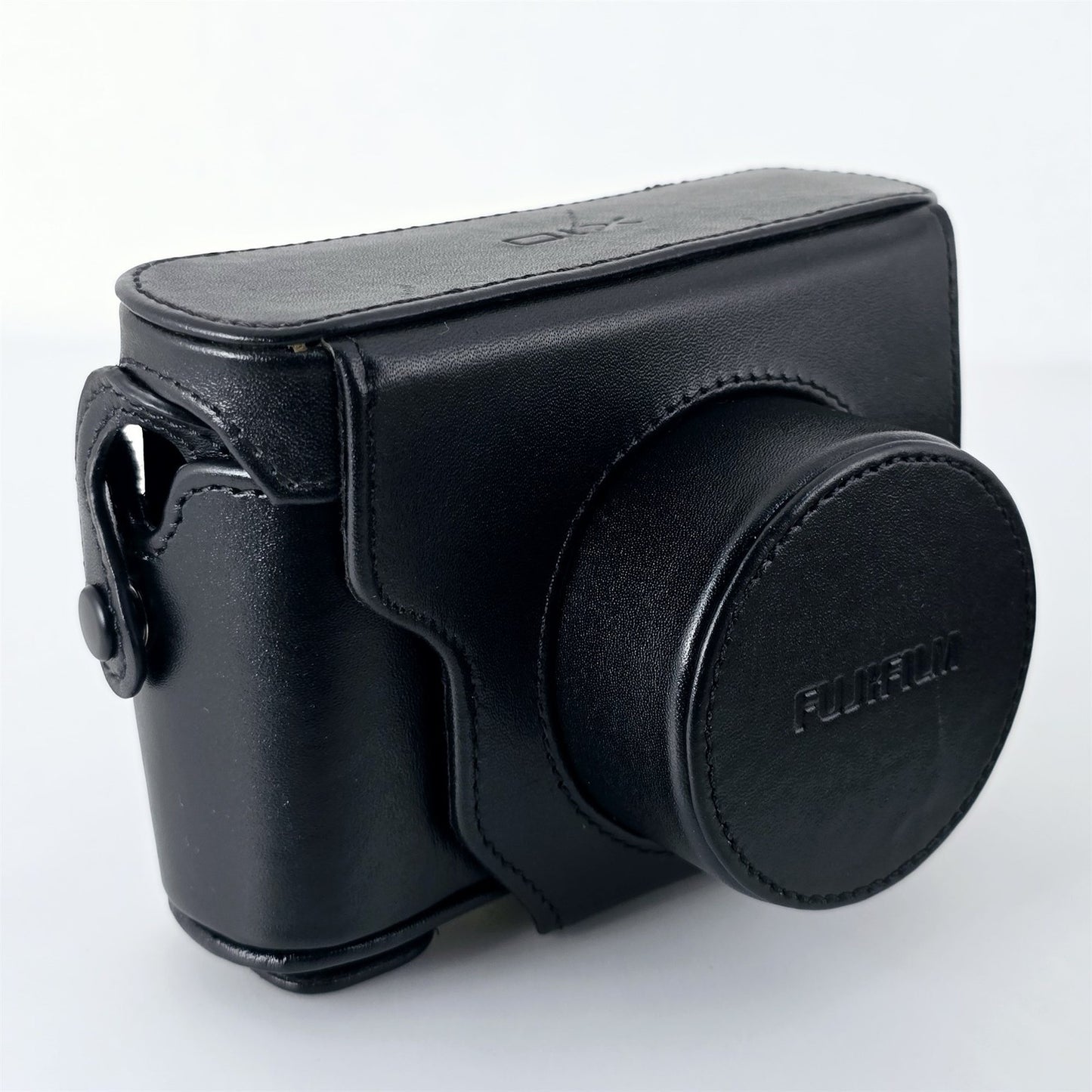 [Pre-owned] Genuine Fujifilm LC-X10 Black Leather Camera Case for X10 — Mint — Japan #5514