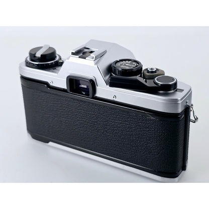 [Pre-owned] Olympus OM10 SLR 35mm Film Camera (Body Only) — Near MINT+++ — Japan #4599