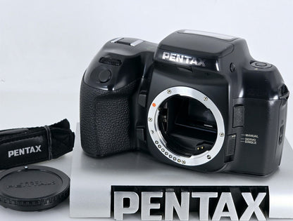 [Pre-owned] Pentax Z-1P 35mm SLR Film Camera Body — Near Mint+++ — Japan #5825