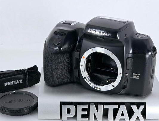 [Pre-owned] Pentax Z-1P 35mm SLR Film Camera Body — Near Mint+++ — Japan #5825