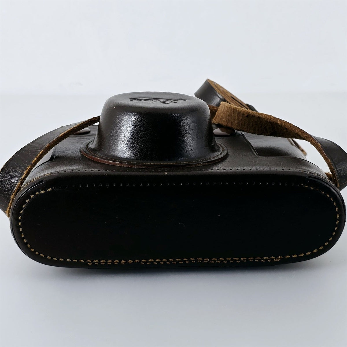 [Pre-owned] Leica Vintage Brown Leather Camera Hard Case — Excellent+++++ — Japan #5456