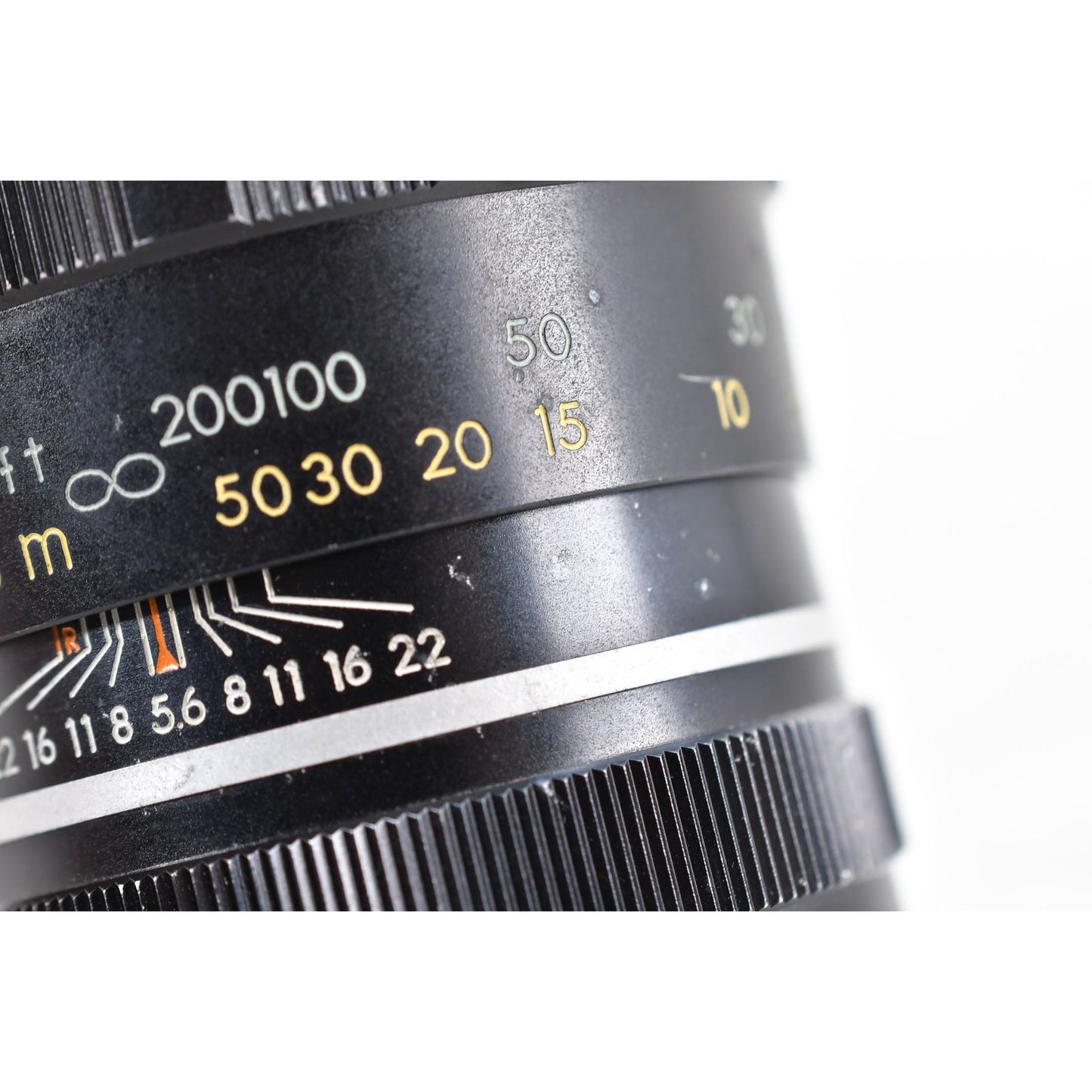 [Pre-owned] Pentax Tele-Takumar 200mm F5.6 MF Telephoto Lens M42 — Near MINT — Japan #2254