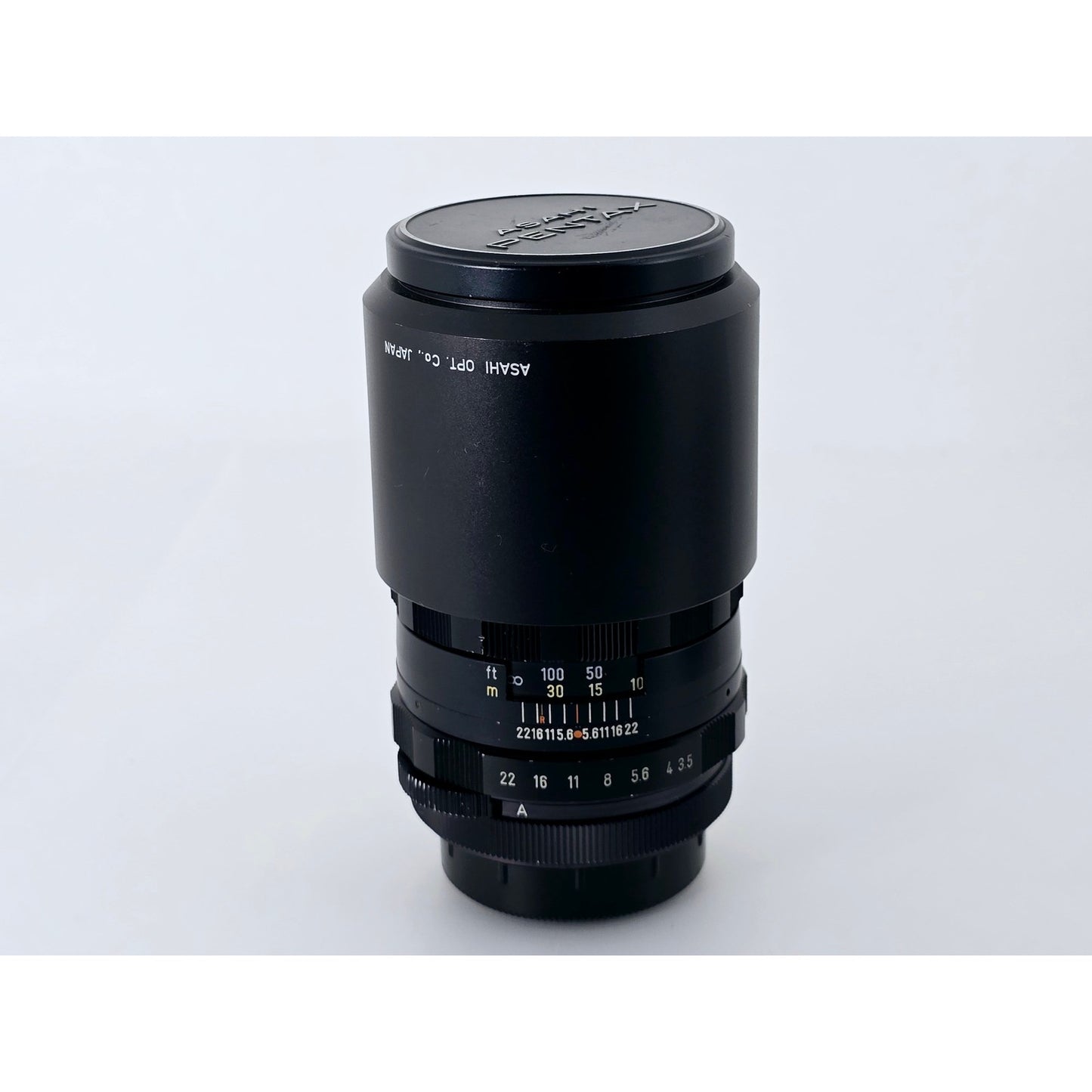 [Pre-owned] Pentax Super-Takumar 135mm F3.5 MF Telephoto Lens M42 — Near MINT — Japan #4325