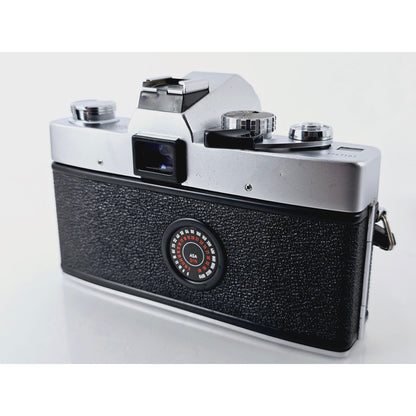 [Pre-owned] Minolta SRT Super Silver SLR 35mm Film Camera (Body Only) — Near MINT — Japan #2461