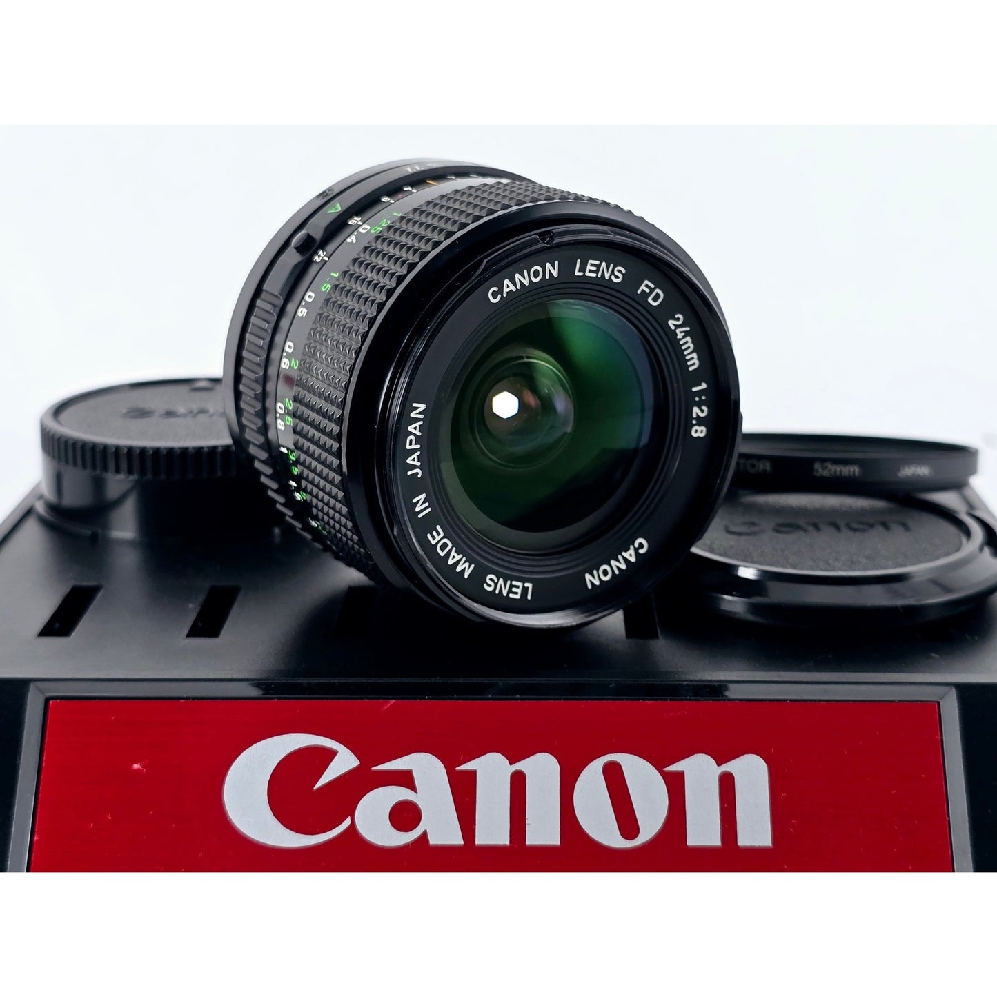 [Pre-owned] Canon New FD 24mm f2.8 Wide Angle MF Lens — Near MINT — Japan #4899