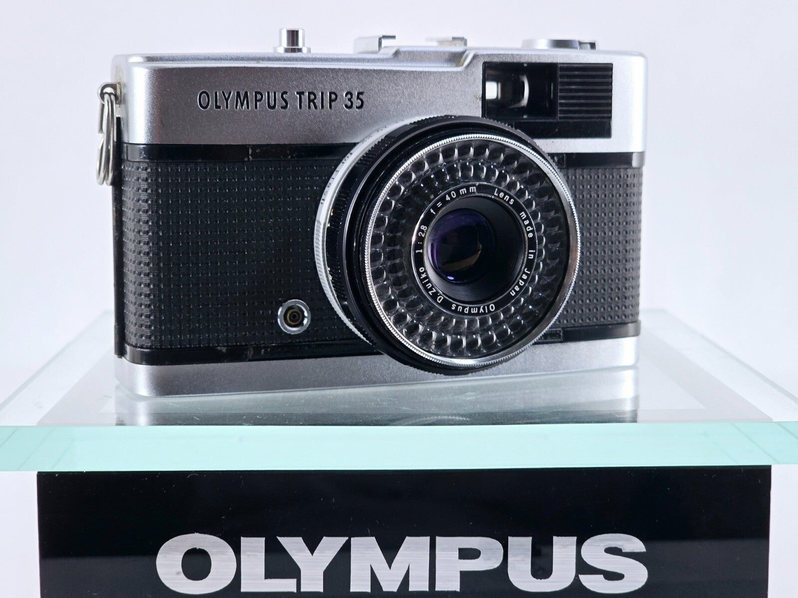 Red Flag OK🌸[Excellent+++++] Olympus Trip 35 Point & Shoot Film Camera Japan