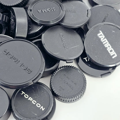 [Pre-owned] Bulk Lot 100 pcs Camera Lens Caps Front & Rear Assorted — Near Mint — Japan #5567