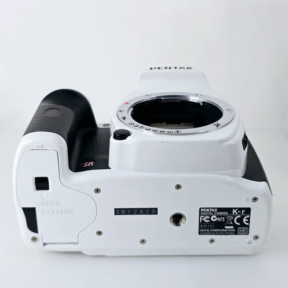 [Pre-owned] Pentax K-r White 12.4MP Digital SLR Camera Body — Near Mint — Japan #5529