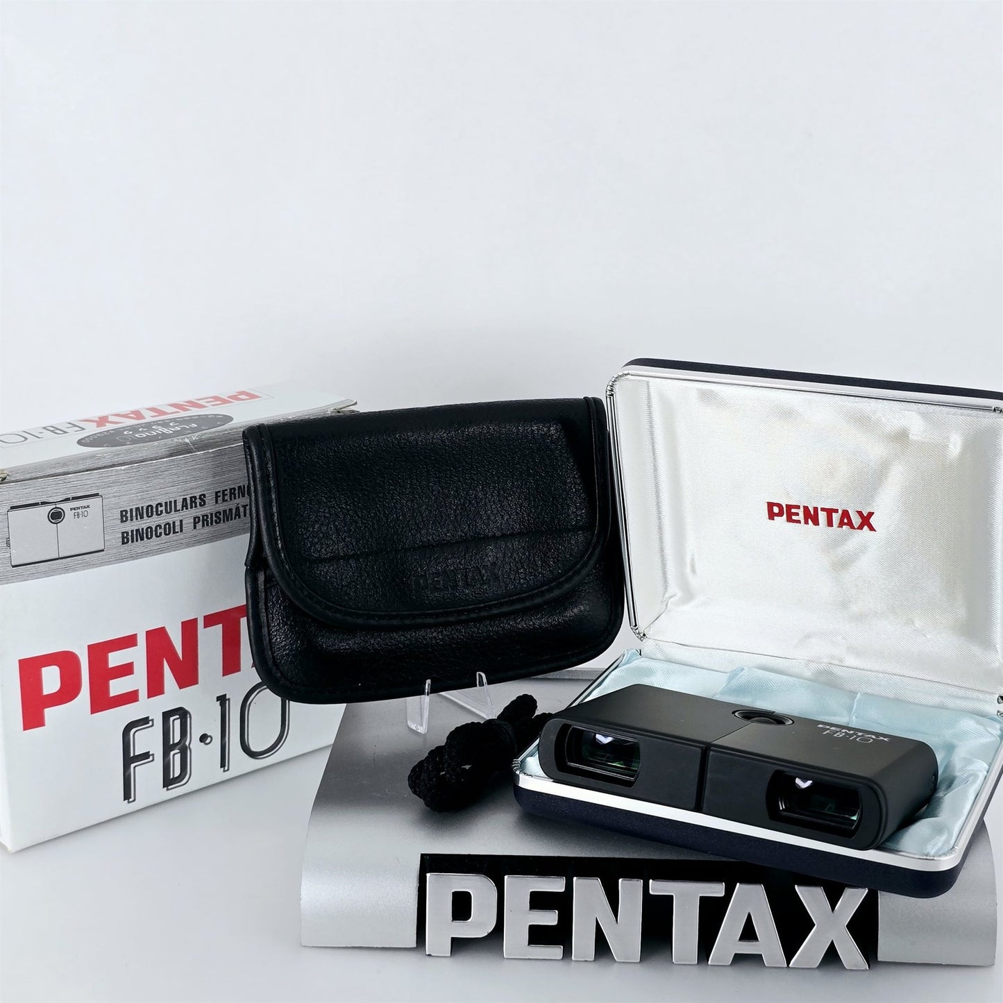 [Pre-owned] Pentax FB-10 10x18 6° Compact Binocular (Black) — Mint — Japan #5488
