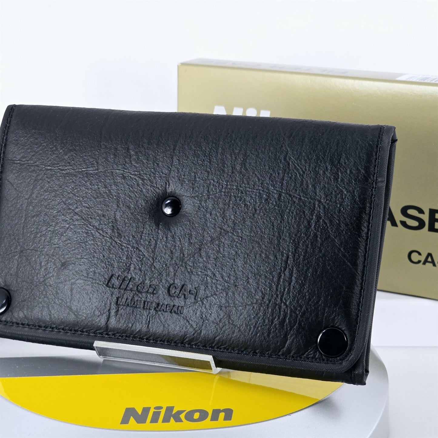 [Pre-owned] Genuine Nikon CA-1 Leather Filter Case Pouch for 52mm / 62mm Filters — Unused — Japan #5317