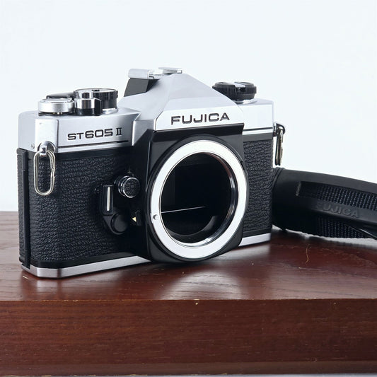 [Pre-owned] Fujica ST 605 II 35mm Film SLR Camera Body — Near Mint — Japan #5653