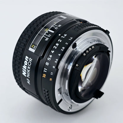 [Pre-owned] Nikon AF Nikkor 50mm F1.4 D Prime Standard Lens — Mint — Japan #4826