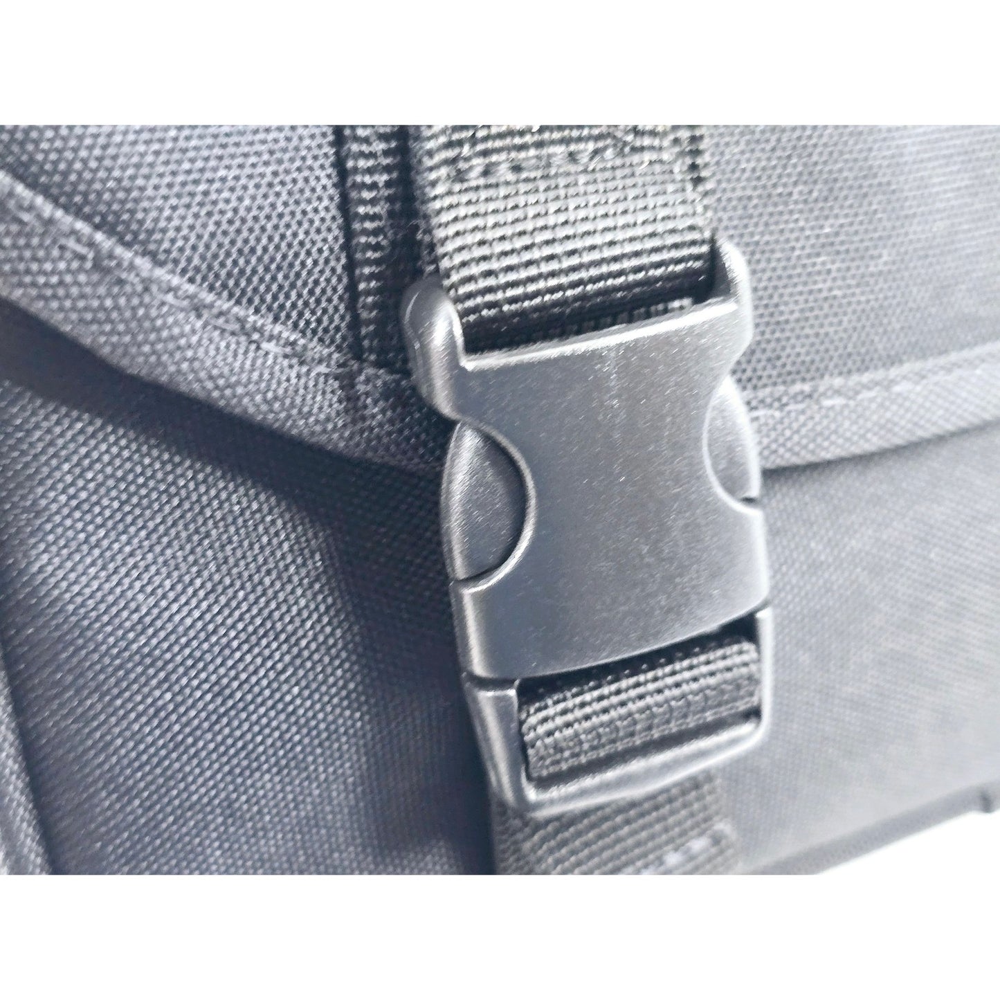 [Pre-owned] Genuine Canon Camera Lens Shoulder Bag Nylon Black — MINT — Japan #4687