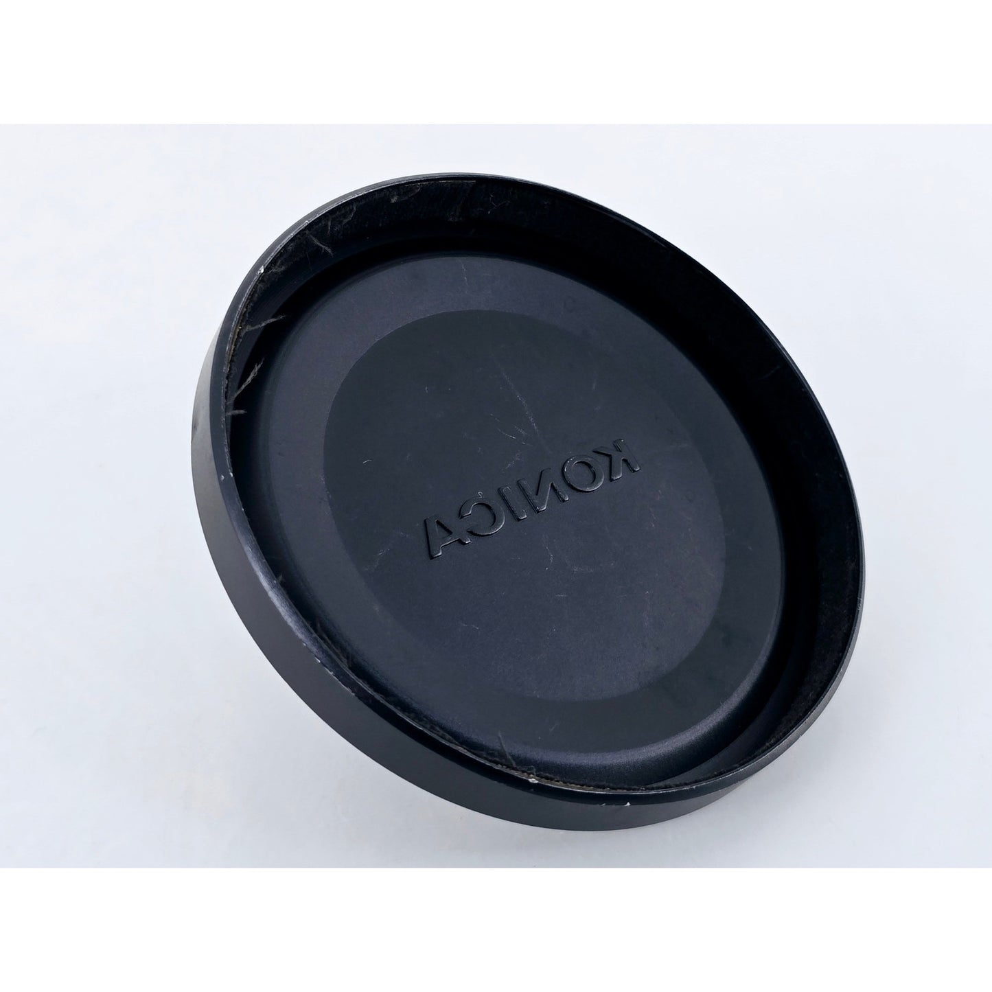 [Pre-owned] Konica 75mm Metal Push-on Lens Cap — Near MINT — Japan #3935