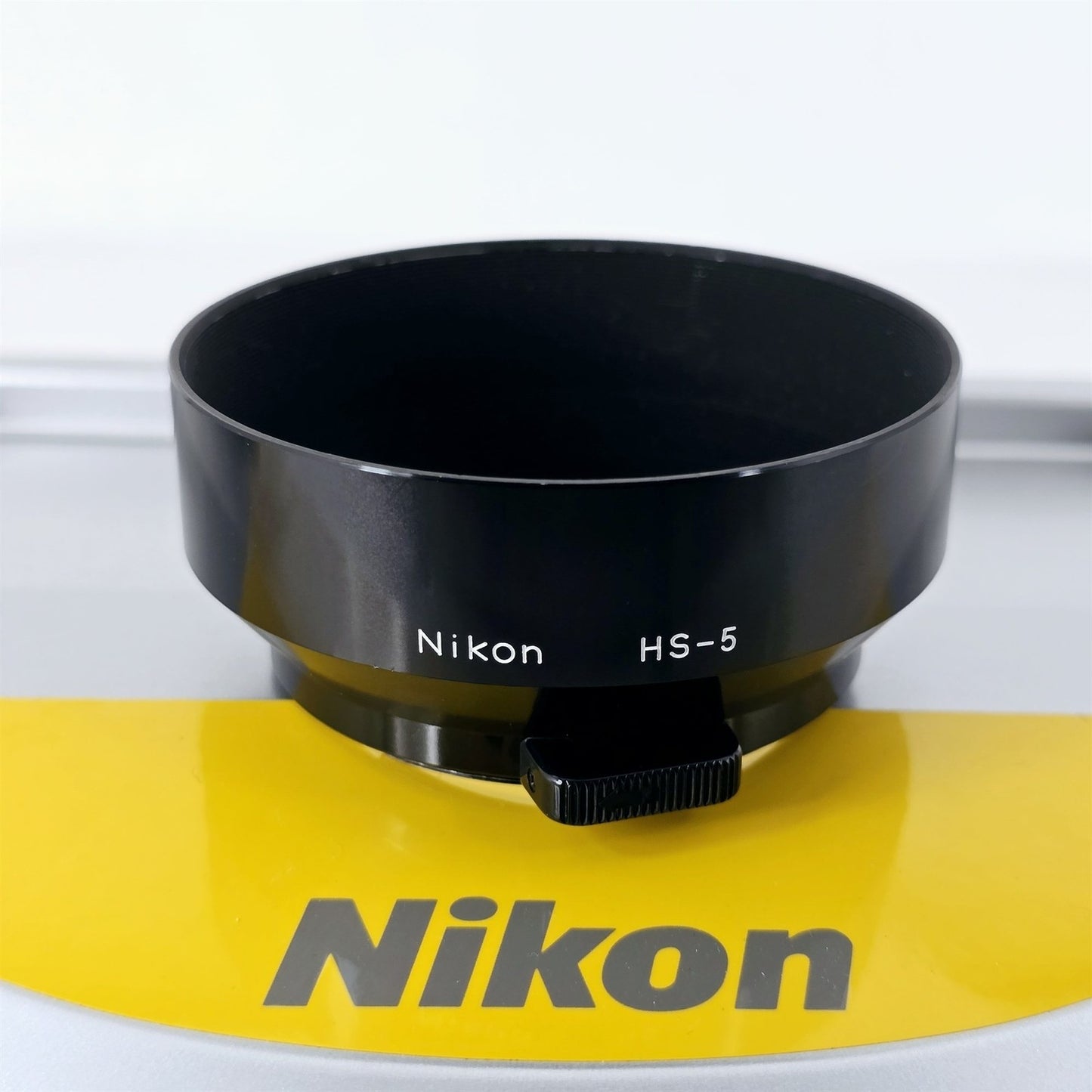 [Pre-owned] Nikon HS-5 Snap-On Lens Hood for Nikkor 50mm f/1.4 — Near Mint+++ — Japan #5461
