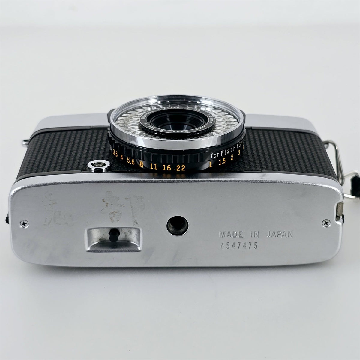[Pre-owned] Olympus PEN EE-3 35mm Half Frame Film Camera — Near Mint — Japan #5797