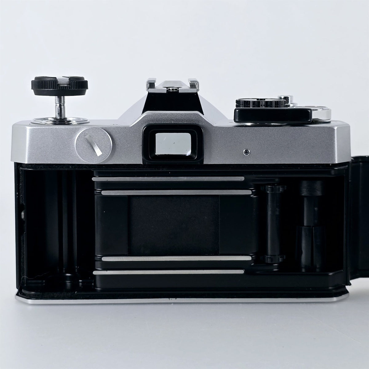 [Pre-owned] Fujica ST 605 II 35mm Film SLR Camera Body — Near Mint — Japan #5653