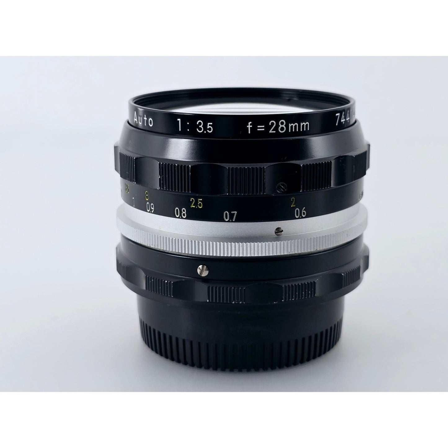 [Pre-owned] Nikon Non-Ai Nikkor-H Auto 28mm F3.5 Wide Angle MF Lens — Near MINT — Japan #4819