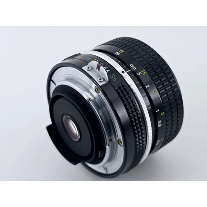 [Pre-owned] Nikon Non-Ai Nikkor 28mm F3.5 Wide Angle MF Lens — Near MINT — Japan #4415