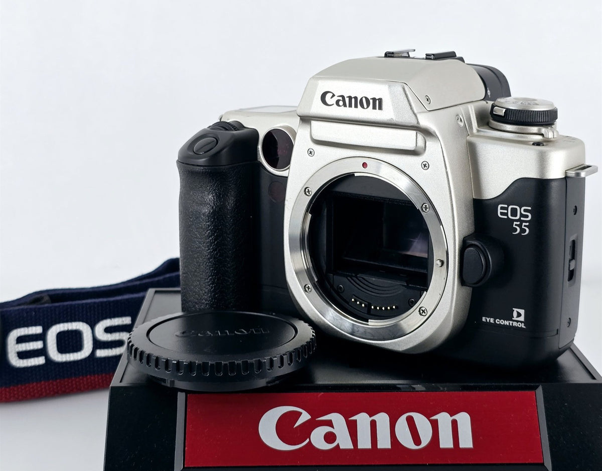[Pre-owned] Canon EOS 55 ELAN II 50E 35mm AF SLR Film Camera Body — Near Mint+++ — Japan #5591